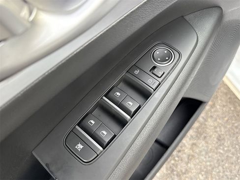 Used 2022 Kia Forte LXS w/ LXS Technology Package image 27