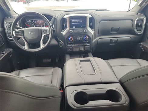 Used 2022 Chevrolet Silverado 2500 LTZ w/ LTZ Plus Package image 10