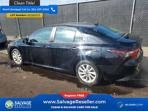 Used 2022 Toyota Camry LE w/ Convenience Package FWD image 3
