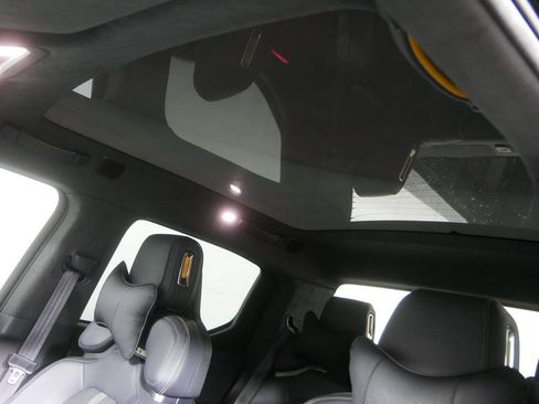 Used 2022 Rivian R1T Adventure AWD/4WD image 14