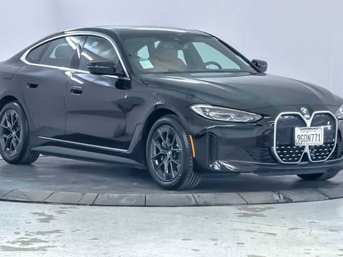 Used 2023 BMW i4 eDrive35 w/ Premium Package RWD image 9