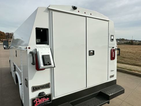 New 2025 Chevrolet Express 3500 w/ Power Convenience Package image 22