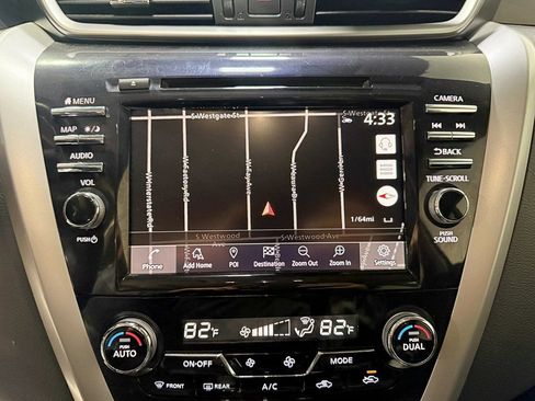 Used 2021 Nissan Murano Platinum w/ Cargo Package AWD/4WD image 17