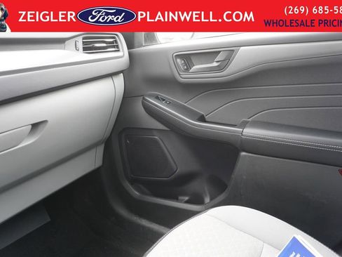 Used 2024 Ford Escape Active image 30