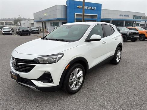 Used 2023 Buick Encore GX Preferred w/ Cold Weather Comfort Package image 3