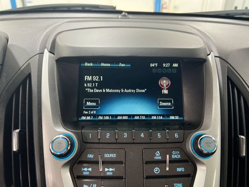 Used 2017 Chevrolet Equinox LT FWD image 14
