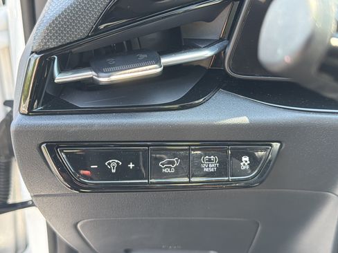 Used 2023 Kia Niro SX Touring FWD image 29