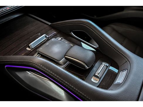 Certified 2022 Mercedes-Benz GLS 450 4MATIC image 22