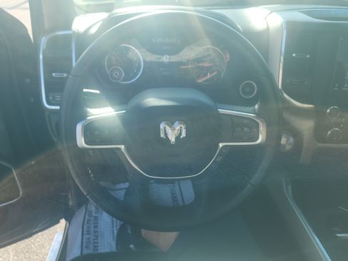 Used 2019 RAM 1500 Laramie RWD image 31
