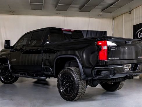 Used 2024 Chevrolet Silverado 2500 ZR2 AWD/4WD image 10