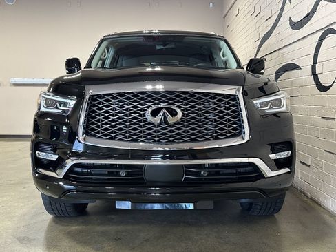 Used 2023 INFINITI QX80 Luxe w/ Cargo Package AWD/4WD image 9