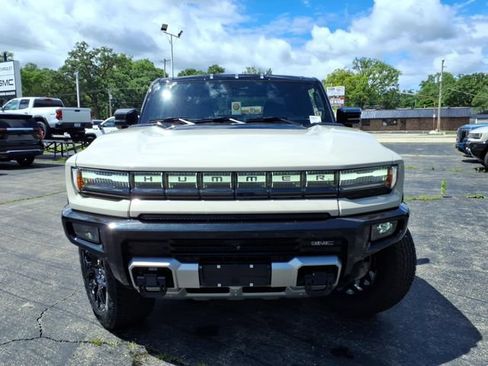 New 2026 GMC Hummer EV 4x4 Crew Cab image 14