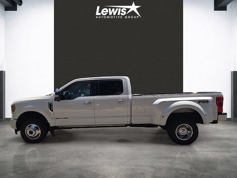 Used 2019 Ford F350 Platinum w/ Platinum Ultimate Package AWD/4WD image 2