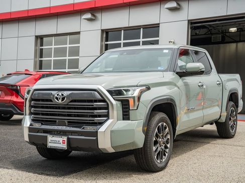 New 2026 Toyota Tundra Limited AWD/4WD image 3