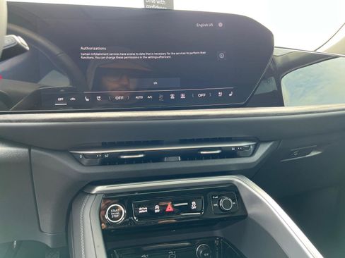 New 2025 Audi Q5 Premium Plus image 21