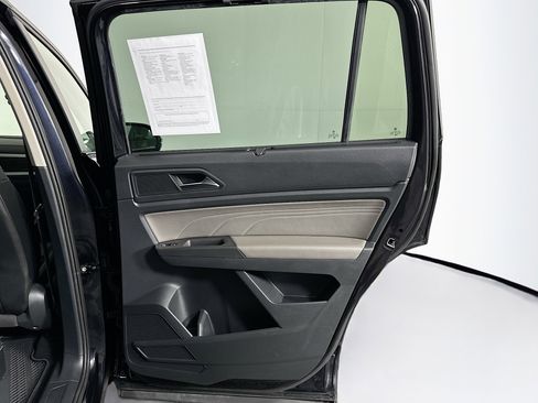 Used 2023 Volkswagen Atlas SE FWD image 31