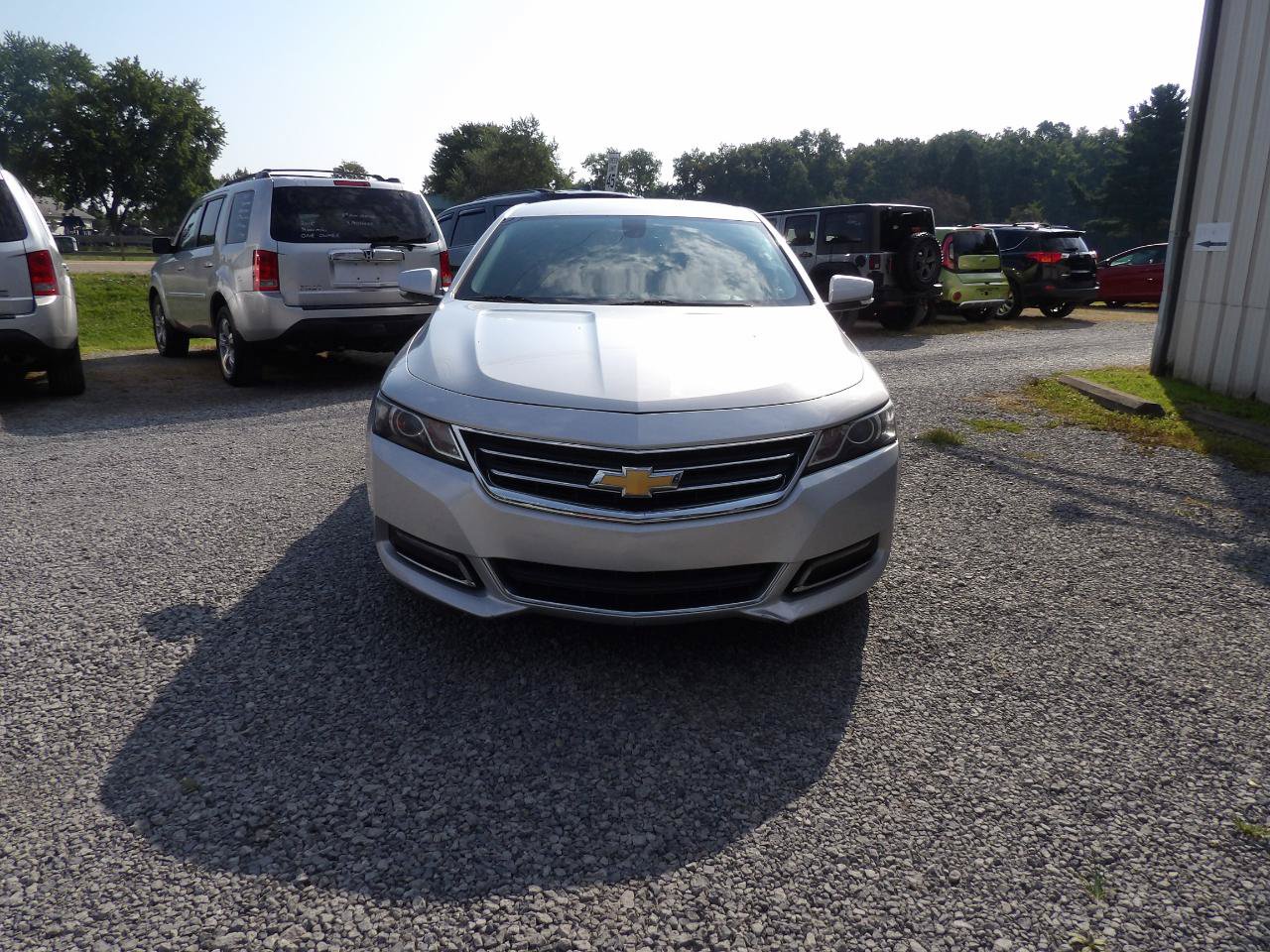 Used 2018 Chevrolet Impala LT FWD image 2