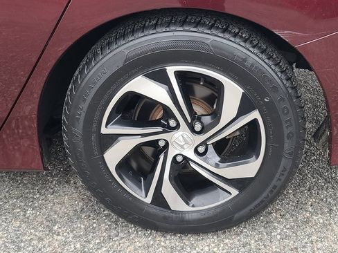 Used 2016 Honda Accord LX image 30