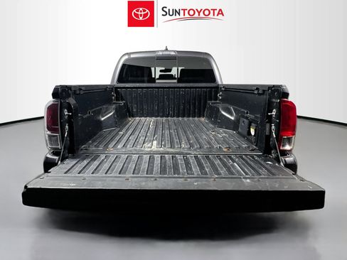 Used 2021 Toyota Tacoma TRD Sport RWD image 32