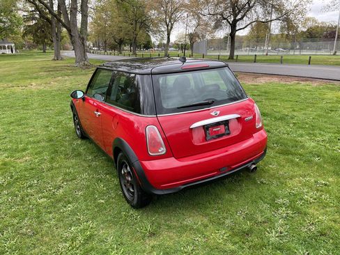 Used 2005 MINI Cooper Hardtop FWD image 13