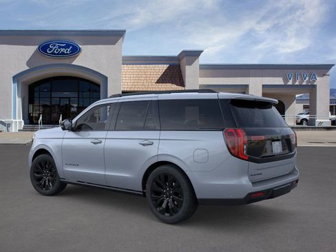 New 2025 Ford Expedition Platinum w/ Stealth Appearance Package image 4