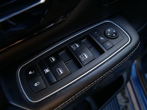 Certified 2022 RAM 1500 Limited image 22