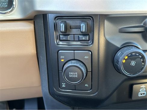 New 2026 Ford F250 XLT w/ XLT Premium Package image 21