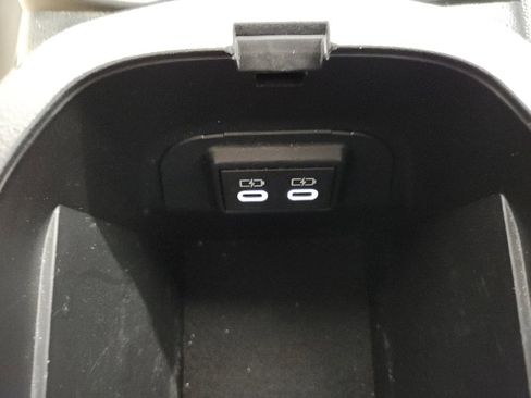 Used 2024 Toyota RAV4 XLE w/ Convenience Package image 25