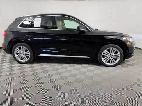 Used 2018 Audi Q5 2.0T Premium Plus w/ Premium Plus Package AWD/4WD image 8