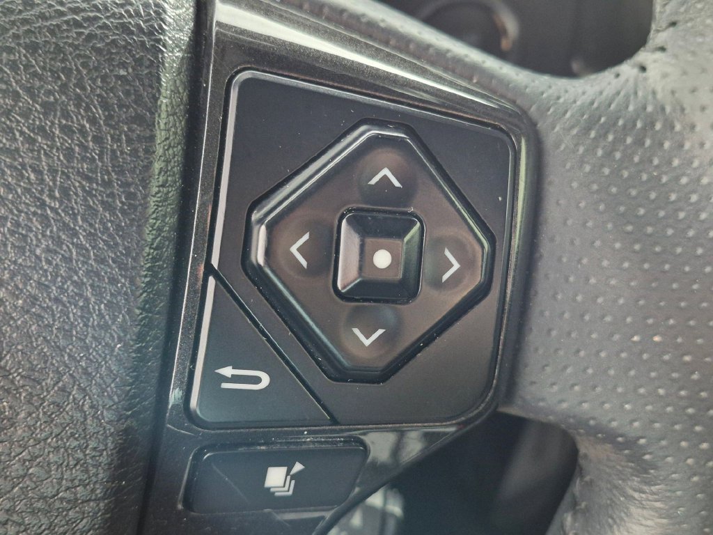 Used 2021 Toyota 4Runner TRD Off-Road AWD/4WD image 16