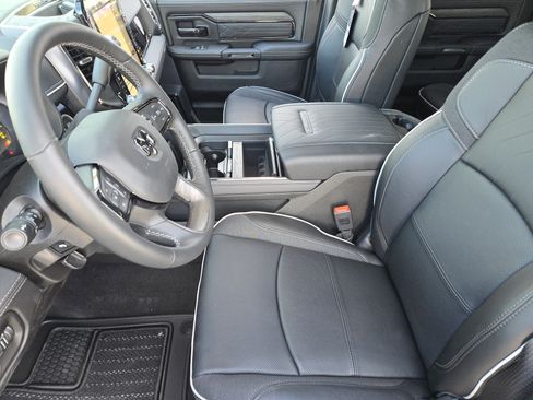 New 2026 RAM 2500 Limited image 12