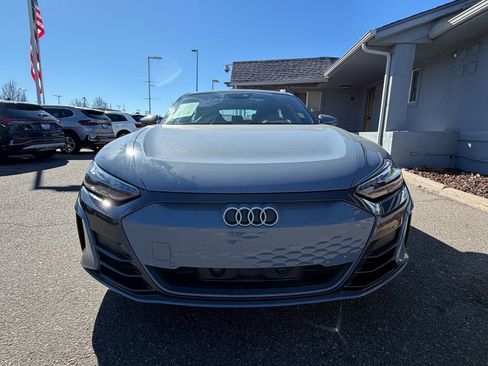 Used 2023 Audi e-tron GT Premium Plus image 2