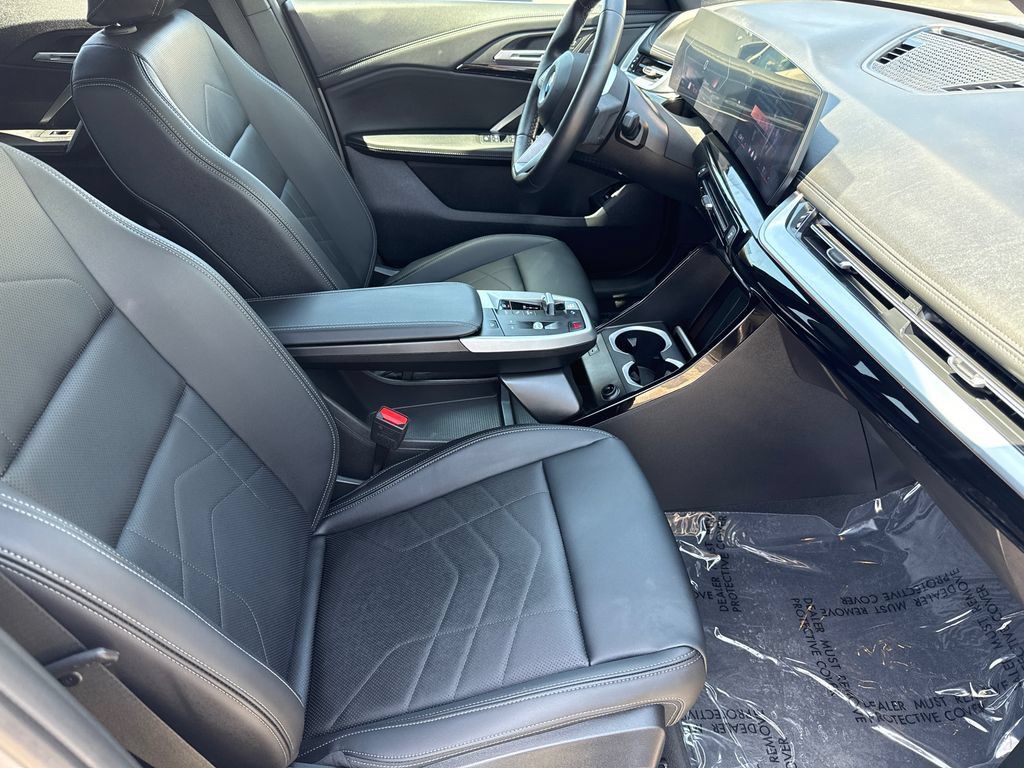 Used 2026 BMW X1 xDrive28i w/ Convenience Package AWD/4WD image 13