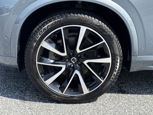 Certified 2023 Volvo XC90 B5 Plus w/ Protection Package Premier AWD/4WD image 20