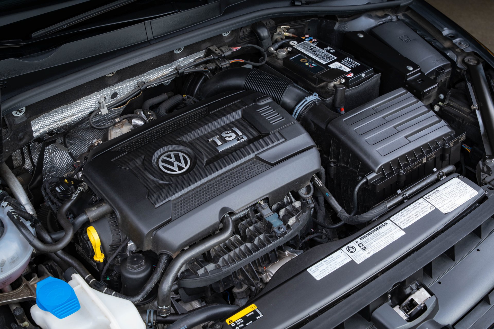 Used 2019 Volkswagen Golf R 4-Door AWD/4WD image 31