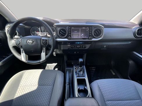 Used 2021 Toyota Tacoma SR5 RWD image 16