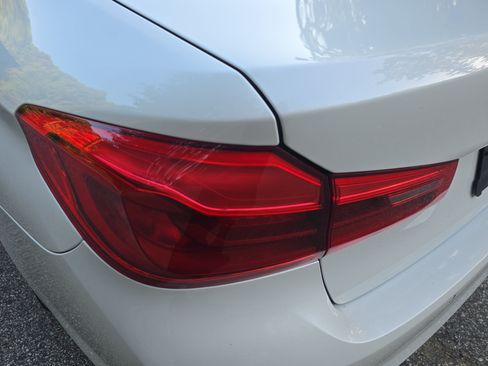 Used 2018 BMW 540i RWD image 30