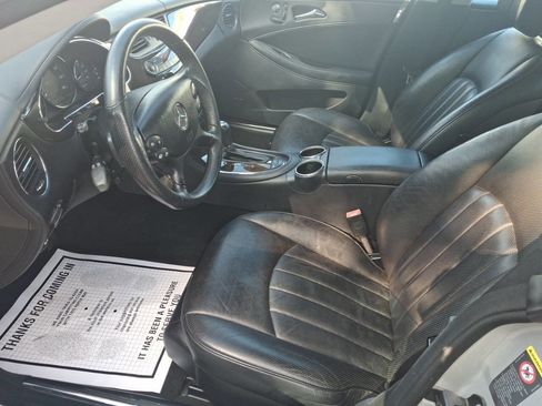 Used 2008 Mercedes-Benz CLS 550 image 11