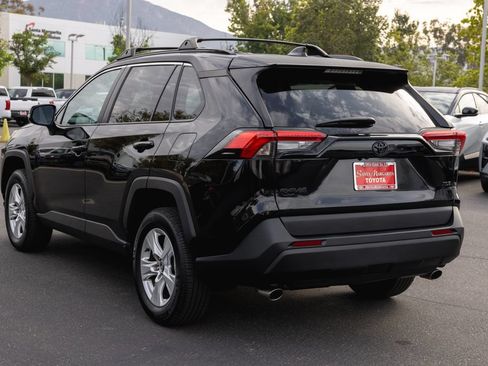 Certified 2020 Toyota RAV4 XLE w/ Carpet Mat Package FWD image 7
