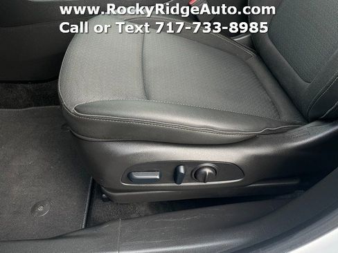 Used 2025 Buick Encore GX Preferred w/ Comfort Package image 17