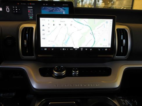 Certified 2025 Ford Expedition Max Active AWD/4WD image 15