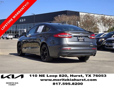 Used 2020 Ford Fusion SE w/ Equipment Group 151A image 3