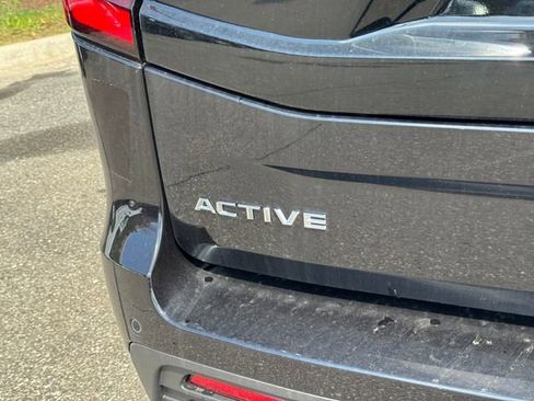 New 2026 Ford Expedition Active image 9