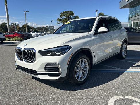 Used 2021 BMW X5 sDrive40i w/ Premium Package image 3