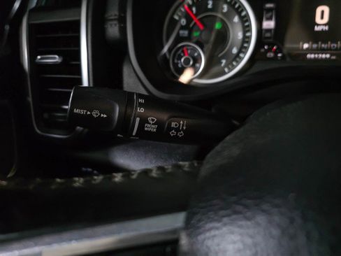 Used 2022 RAM 1500 Laramie image 25