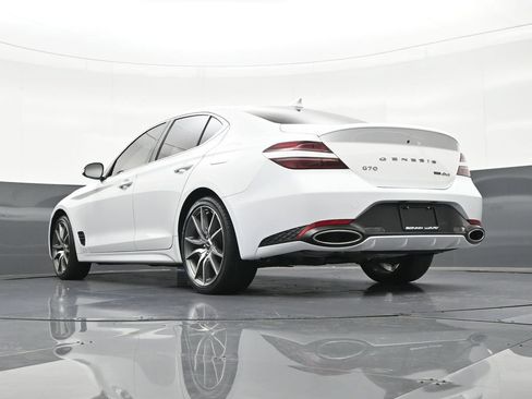 Used 2022 Genesis G70 3.3T AWD/4WD image 25