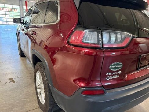Used 2019 Jeep Cherokee Latitude w/ Popular Appearance Group AWD/4WD image 27