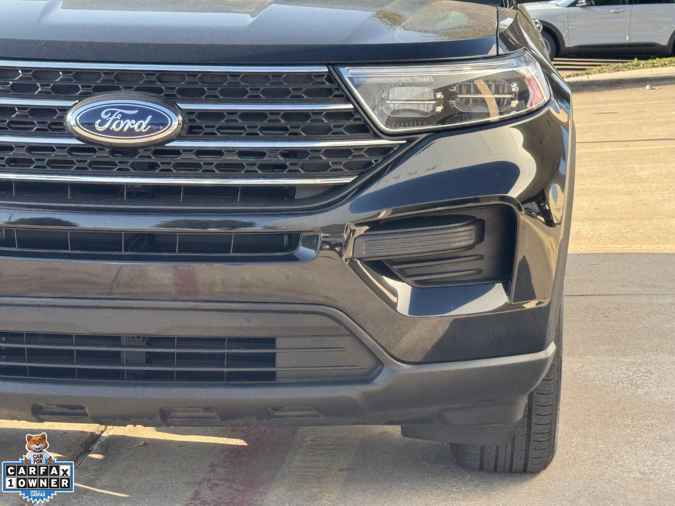 Used 2023 Ford Explorer XLT AWD/4WD image 11