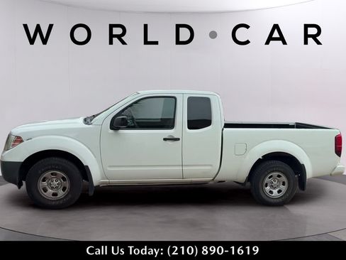 Used 2018 Nissan Frontier S RWD image 10