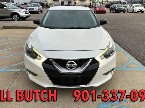 Used 2017 Nissan Maxima 3.5 SV w/ Dynamic Package image 3